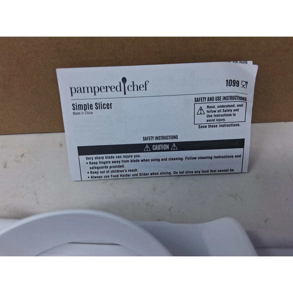 Pampered Chef Simple Slicer 1099 White Adjustable Mandoline Food SlicerNIB. K